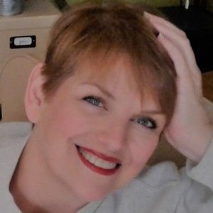 Meet your Posher, Anne